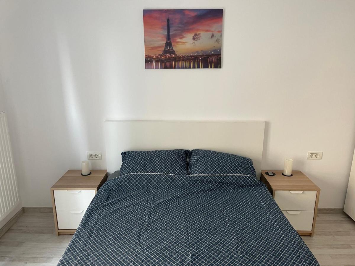 Plaza Luxury Apartment Near Presidential Palace Bucureşti Ngoại thất bức ảnh